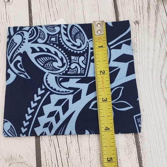 NewBlue on Blue Tribal Hawaiian Print Pouch - Picture 4 of 5